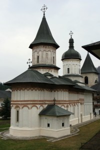 Paste-In-Bucovina-59-Manastirea-Secu
